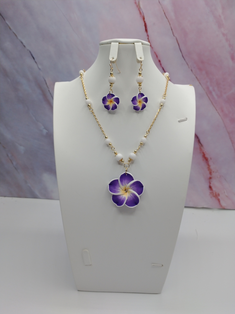 New Hand Crafted Beaded Necklace Set, Matching Earrings
